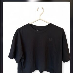 Under Armour Women’s Black Cropped Boxy Crew Tee
